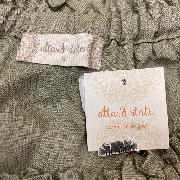 Altar’d State Off Shoulder Floral Embroidered Top - Picture 9 of 9